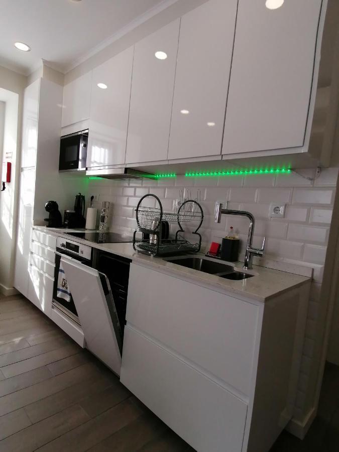 Miragaia Star Apartments Ангра-ду-Эроижму Экстерьер фото